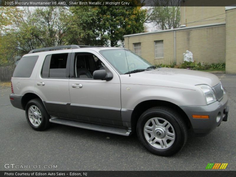 Silver Birch Metallic / Midnight Grey 2005 Mercury Mountaineer V6 AWD