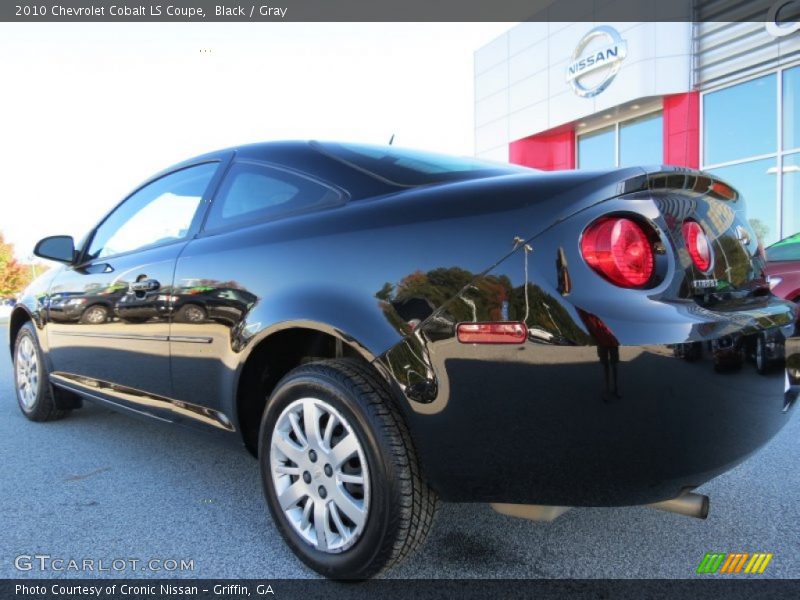 Black / Gray 2010 Chevrolet Cobalt LS Coupe
