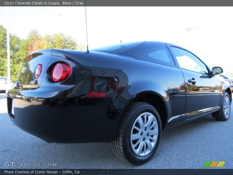 Black / Gray 2010 Chevrolet Cobalt LS Coupe