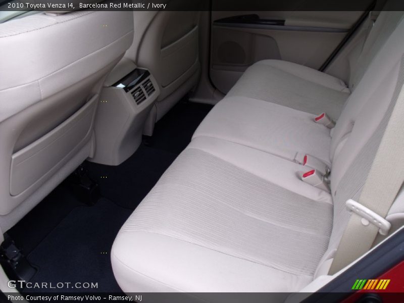Barcelona Red Metallic / Ivory 2010 Toyota Venza I4