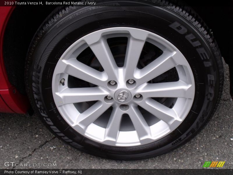 Barcelona Red Metallic / Ivory 2010 Toyota Venza I4
