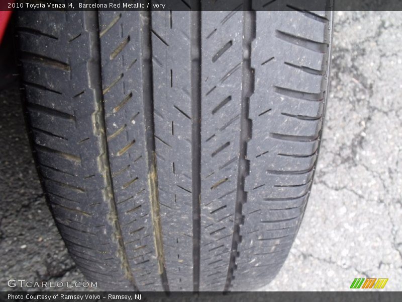 Barcelona Red Metallic / Ivory 2010 Toyota Venza I4