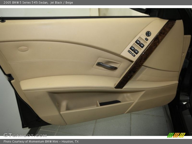 Jet Black / Beige 2005 BMW 5 Series 545i Sedan