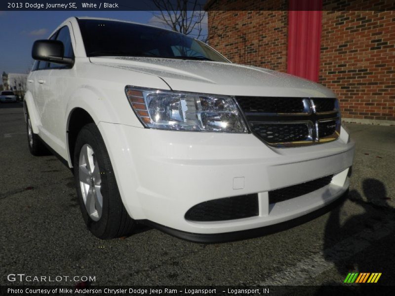 White / Black 2013 Dodge Journey SE
