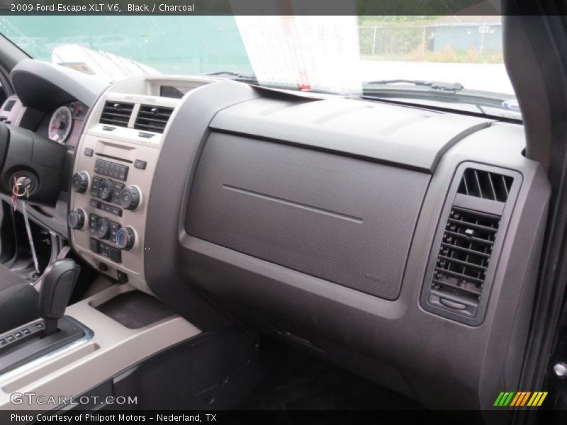 Black / Charcoal 2009 Ford Escape XLT V6