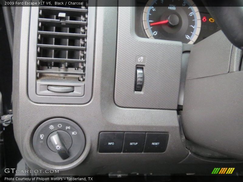 Black / Charcoal 2009 Ford Escape XLT V6