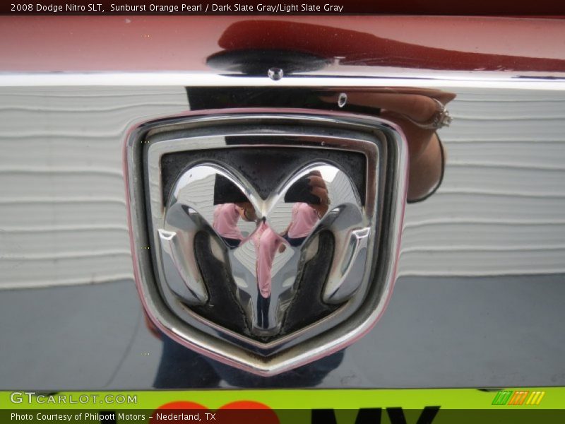 Sunburst Orange Pearl / Dark Slate Gray/Light Slate Gray 2008 Dodge Nitro SLT