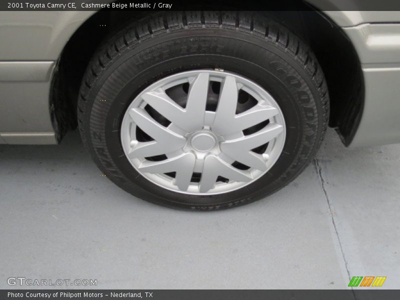 Cashmere Beige Metallic / Gray 2001 Toyota Camry CE