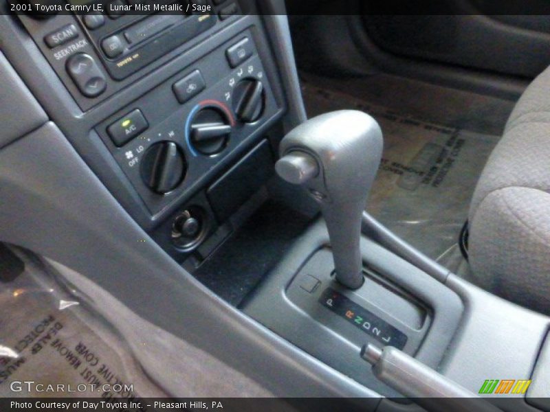 Lunar Mist Metallic / Sage 2001 Toyota Camry LE