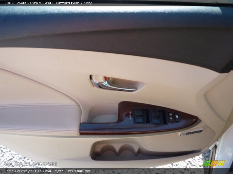 Blizzard Pearl / Ivory 2009 Toyota Venza V6 AWD