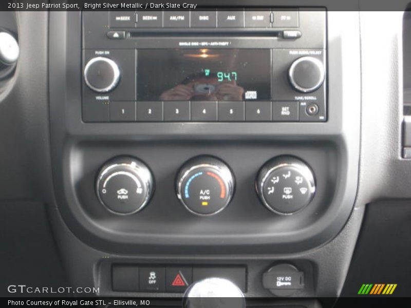 Bright Silver Metallic / Dark Slate Gray 2013 Jeep Patriot Sport