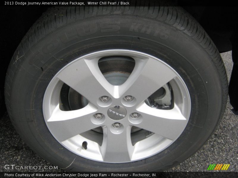 Winter Chill Pearl / Black 2013 Dodge Journey American Value Package