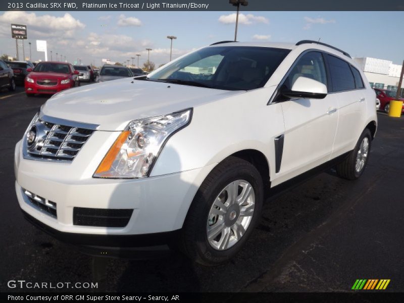 Platinum Ice Tricoat / Light Titanium/Ebony 2013 Cadillac SRX FWD