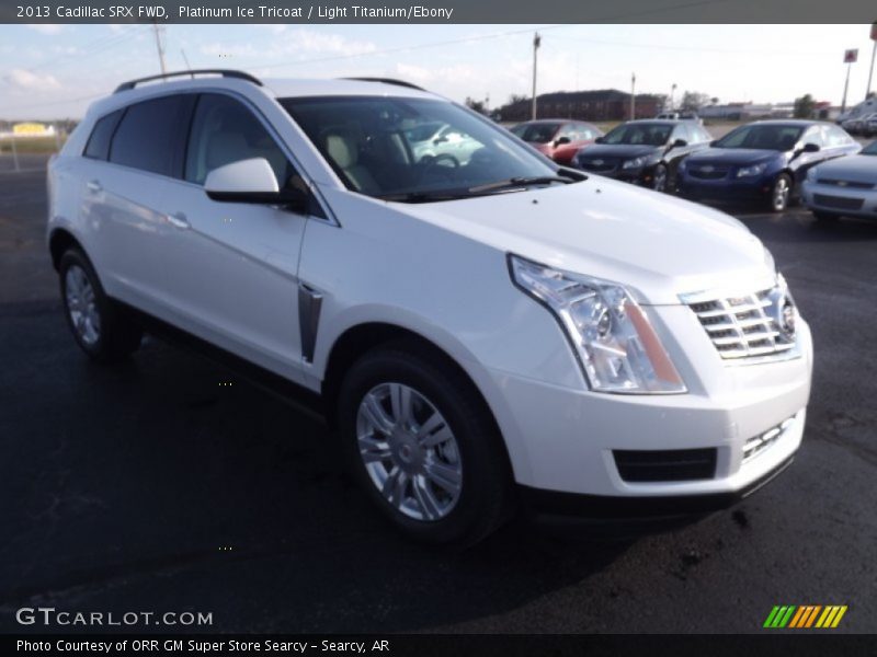 Platinum Ice Tricoat / Light Titanium/Ebony 2013 Cadillac SRX FWD