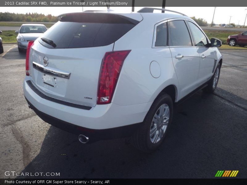 Platinum Ice Tricoat / Light Titanium/Ebony 2013 Cadillac SRX FWD