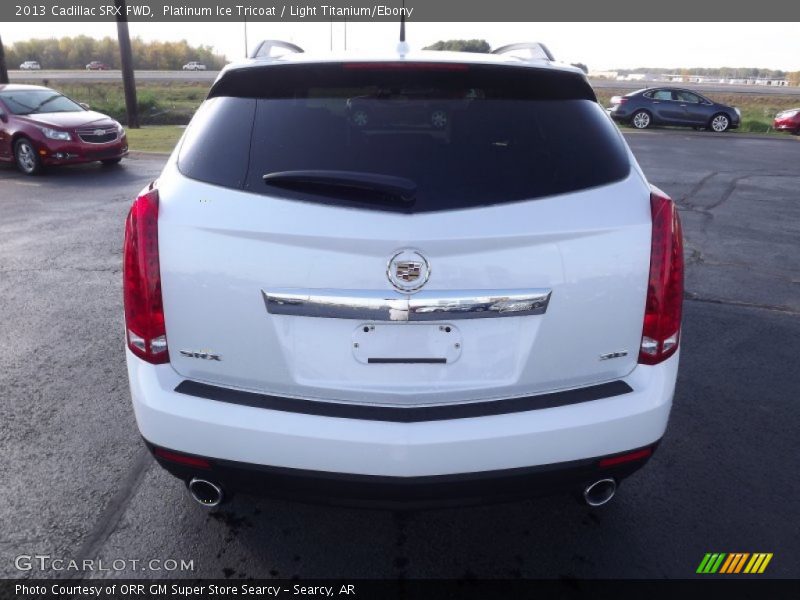 Platinum Ice Tricoat / Light Titanium/Ebony 2013 Cadillac SRX FWD