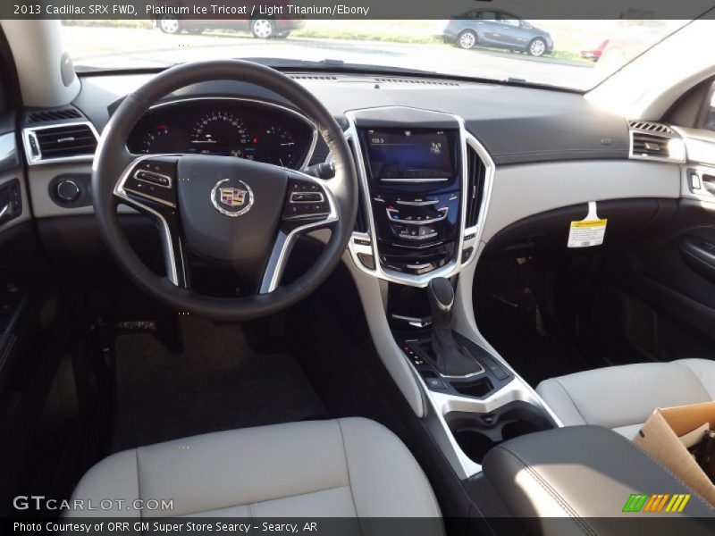 Platinum Ice Tricoat / Light Titanium/Ebony 2013 Cadillac SRX FWD