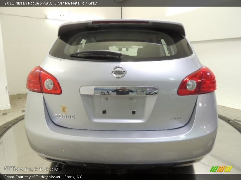 Silver Ice Metallic / Gray 2011 Nissan Rogue S AWD