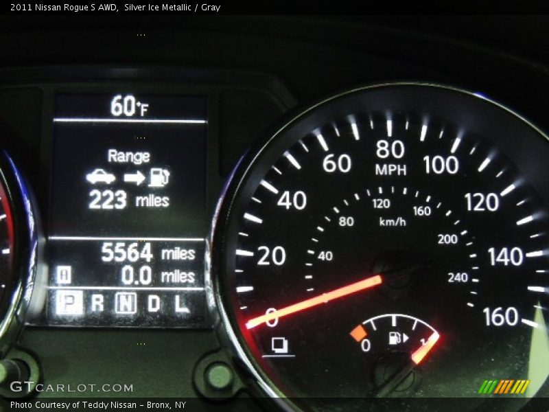 Silver Ice Metallic / Gray 2011 Nissan Rogue S AWD