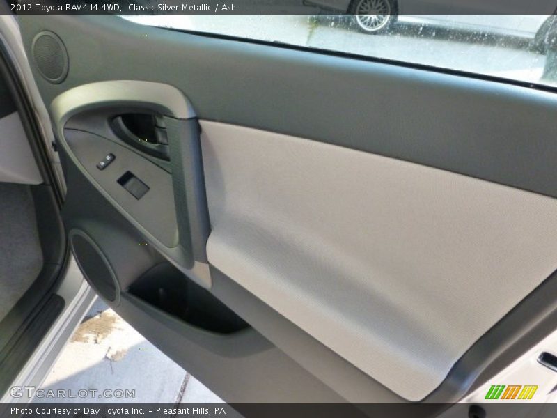 Classic Silver Metallic / Ash 2012 Toyota RAV4 I4 4WD