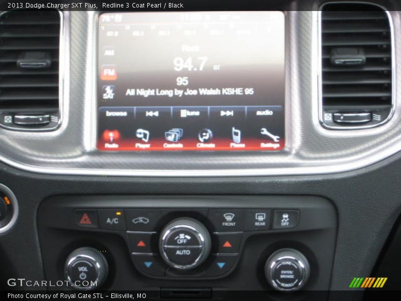 Redline 3 Coat Pearl / Black 2013 Dodge Charger SXT Plus