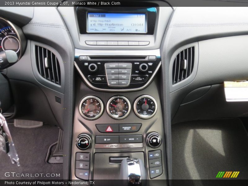 Controls of 2013 Genesis Coupe 2.0T