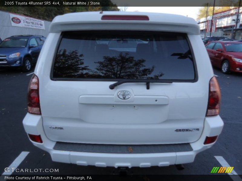 Natural White / Stone 2005 Toyota 4Runner SR5 4x4