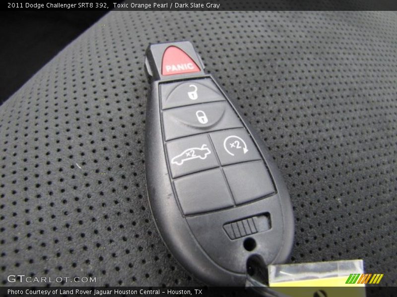 Toxic Orange Pearl / Dark Slate Gray 2011 Dodge Challenger SRT8 392
