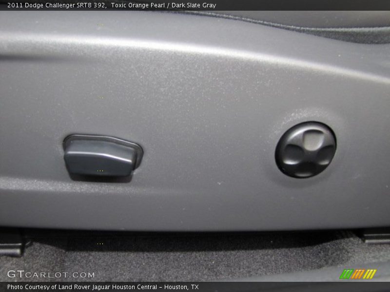Toxic Orange Pearl / Dark Slate Gray 2011 Dodge Challenger SRT8 392