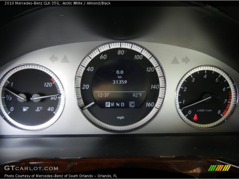 Arctic White / Almond/Black 2010 Mercedes-Benz GLK 350
