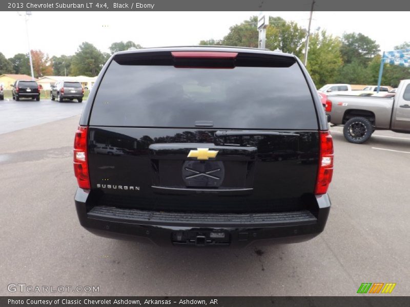 Black / Ebony 2013 Chevrolet Suburban LT 4x4
