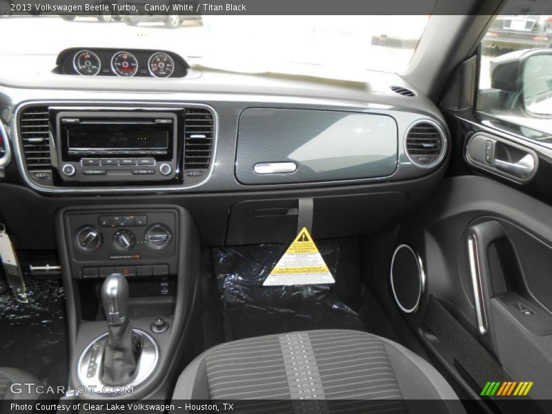 Candy White / Titan Black 2013 Volkswagen Beetle Turbo