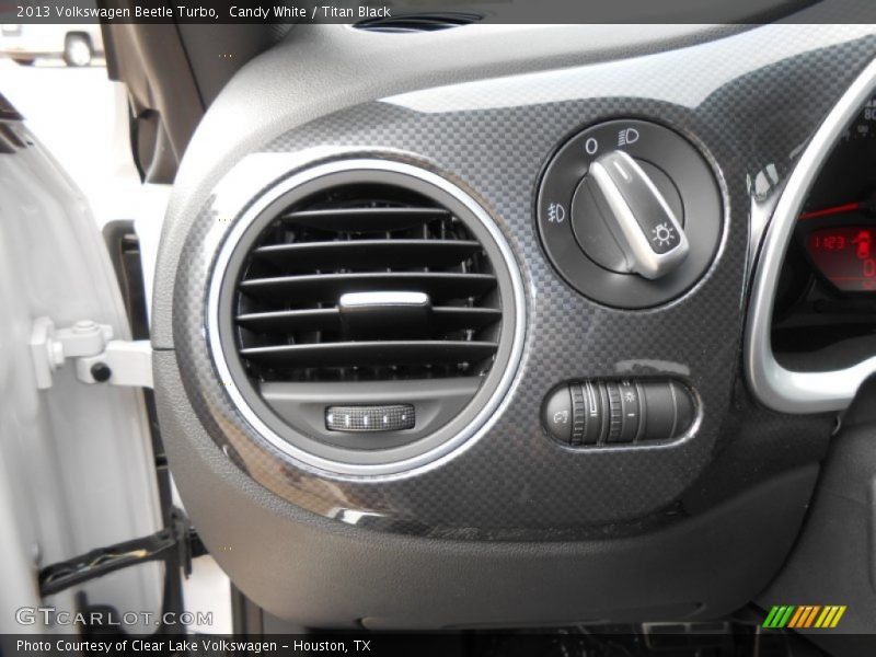 Candy White / Titan Black 2013 Volkswagen Beetle Turbo