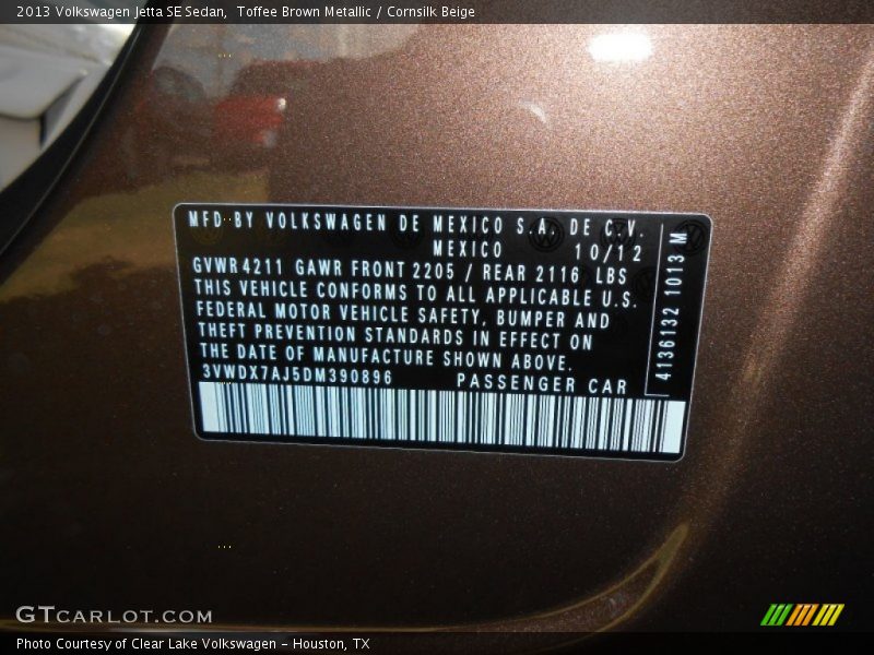Toffee Brown Metallic / Cornsilk Beige 2013 Volkswagen Jetta SE Sedan