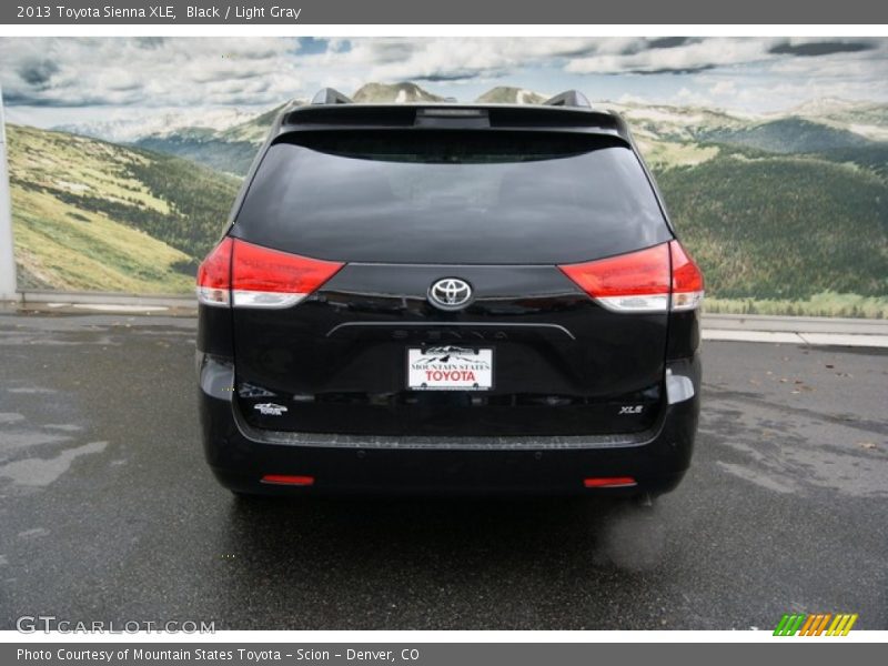 Black / Light Gray 2013 Toyota Sienna XLE