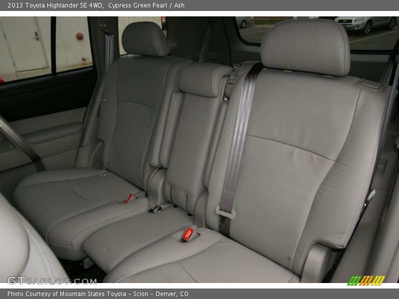 Cypress Green Pearl / Ash 2013 Toyota Highlander SE 4WD