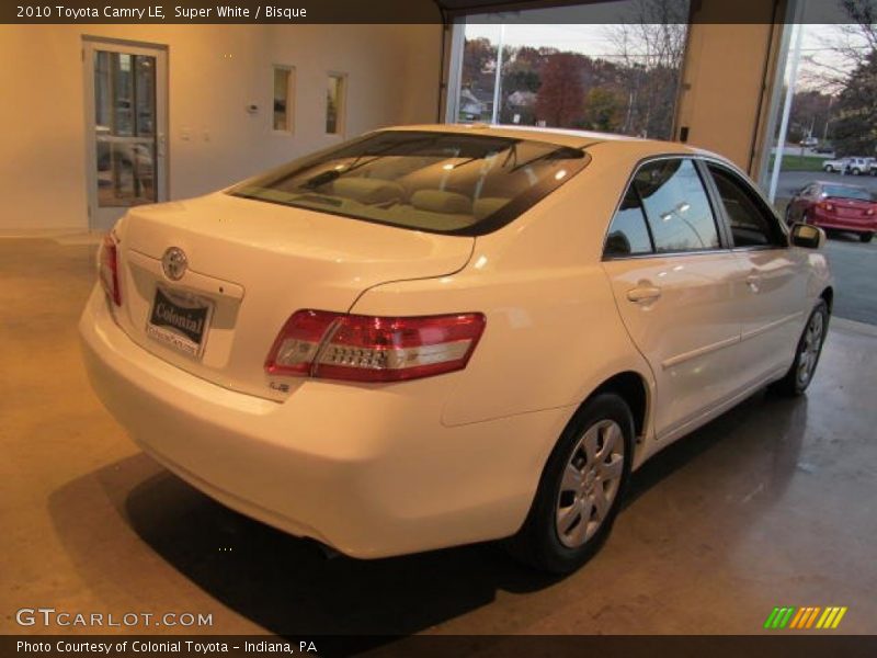 Super White / Bisque 2010 Toyota Camry LE