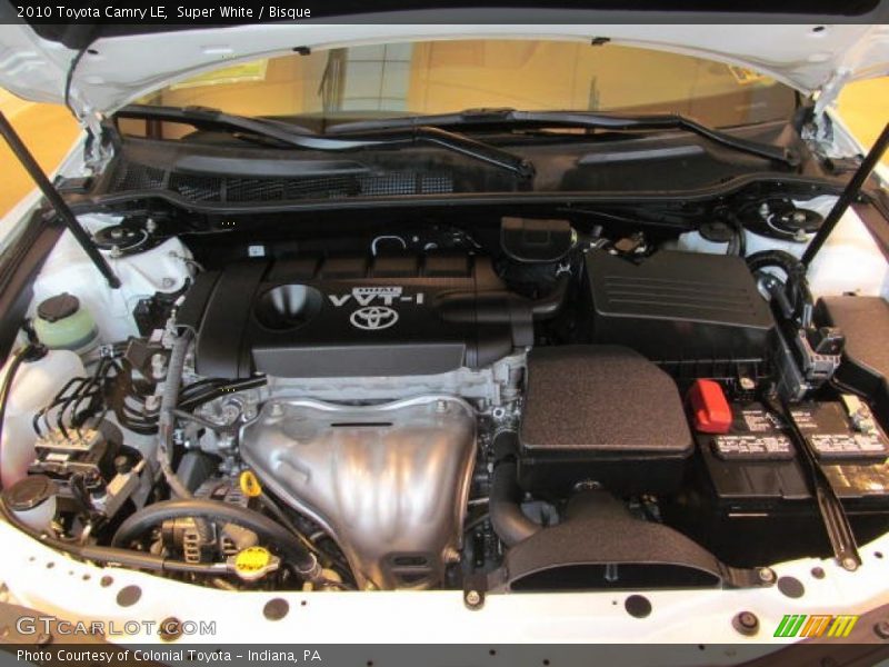 Super White / Bisque 2010 Toyota Camry LE
