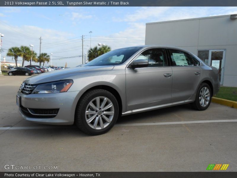 Tungsten Silver Metallic / Titan Black 2013 Volkswagen Passat 2.5L SEL