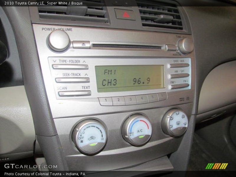 Super White / Bisque 2010 Toyota Camry LE