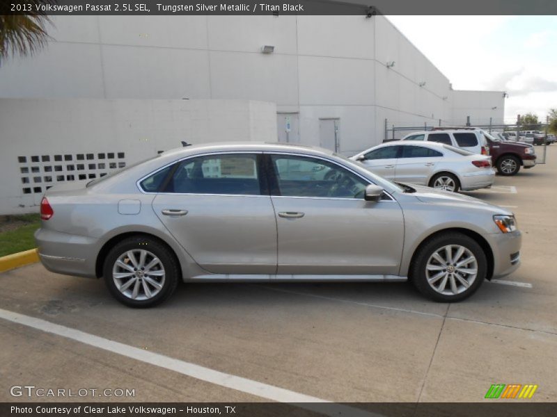 Tungsten Silver Metallic / Titan Black 2013 Volkswagen Passat 2.5L SEL