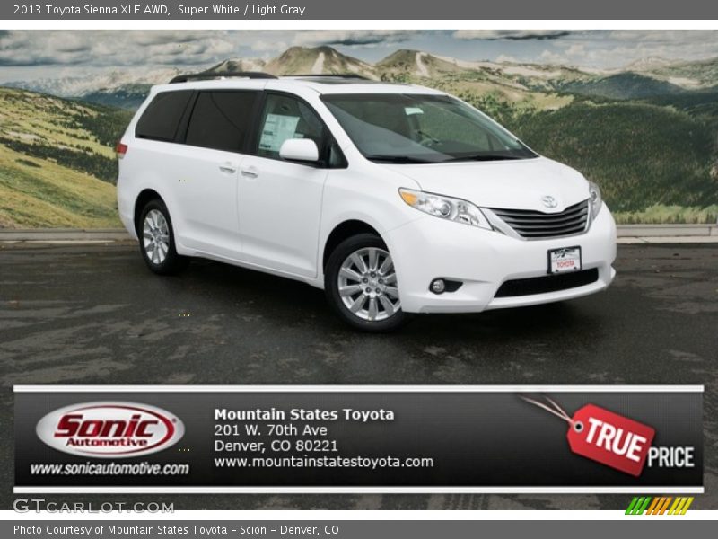 Super White / Light Gray 2013 Toyota Sienna XLE AWD