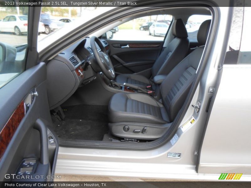 Tungsten Silver Metallic / Titan Black 2013 Volkswagen Passat 2.5L SEL