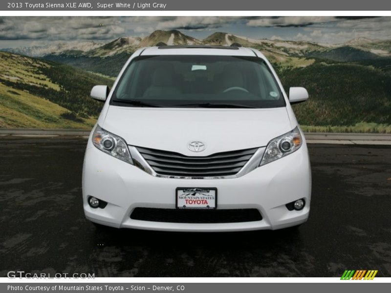 Super White / Light Gray 2013 Toyota Sienna XLE AWD