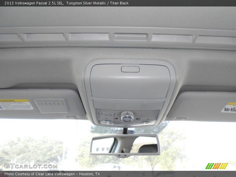 Tungsten Silver Metallic / Titan Black 2013 Volkswagen Passat 2.5L SEL