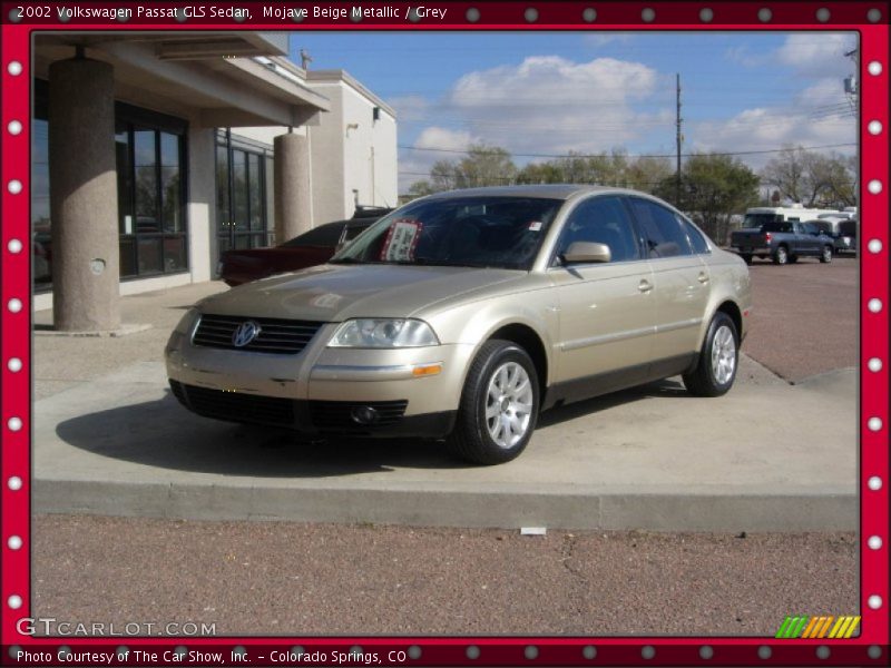 Mojave Beige Metallic / Grey 2002 Volkswagen Passat GLS Sedan