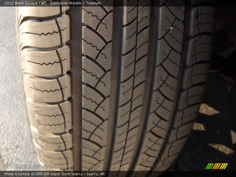 Quicksilver Metallic / Titanium 2012 Buick Enclave FWD