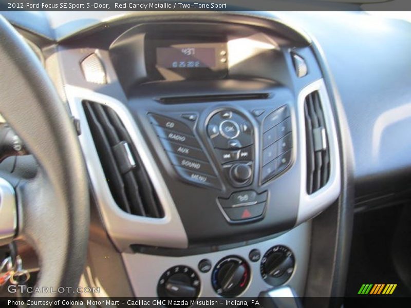 Red Candy Metallic / Two-Tone Sport 2012 Ford Focus SE Sport 5-Door
