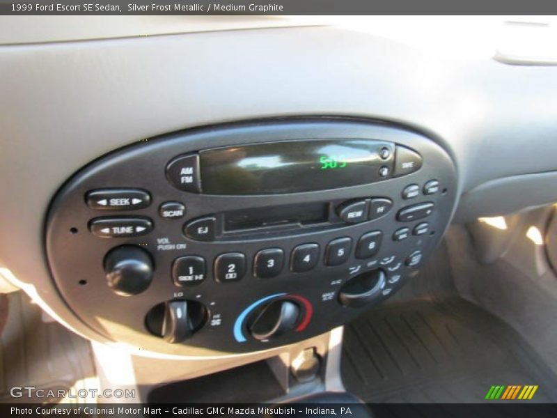 Silver Frost Metallic / Medium Graphite 1999 Ford Escort SE Sedan