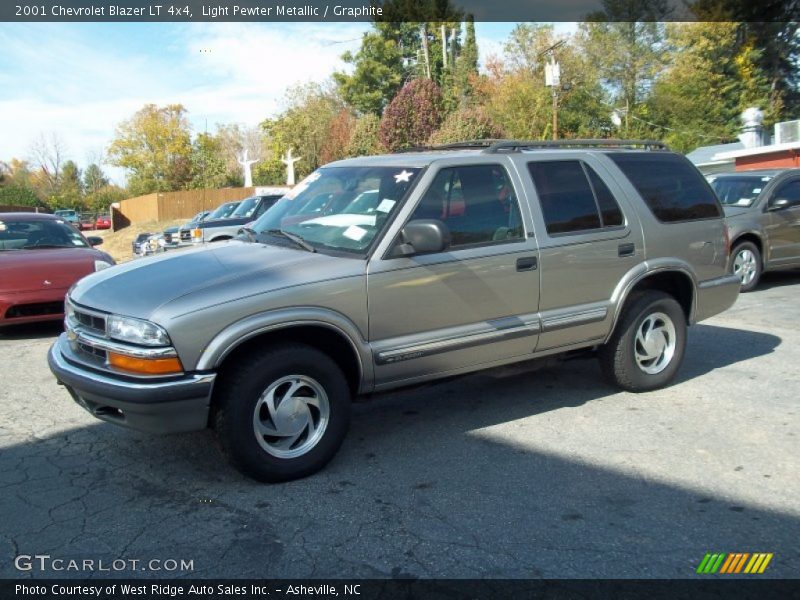 Light Pewter Metallic / Graphite 2001 Chevrolet Blazer LT 4x4